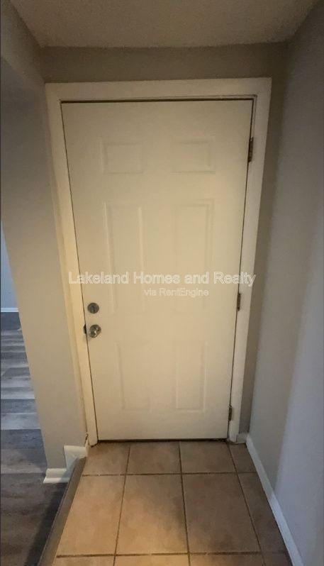 Charming 2-Bedroom Townhouse Retreat with 1.5 Baths in Lakeland! property image