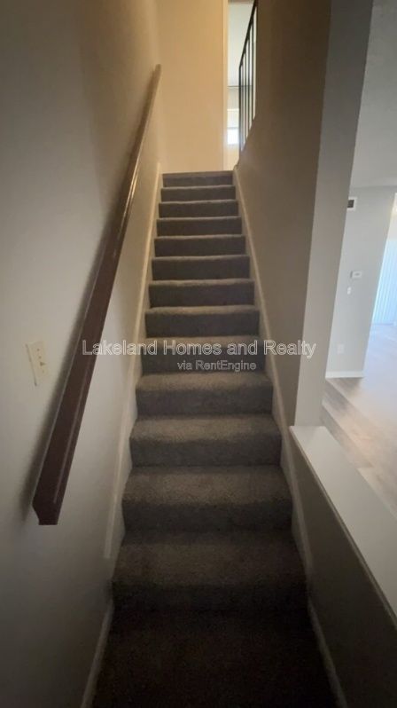 Charming 2-Bedroom Townhouse Retreat with 1.5 Baths in Lakeland! property image