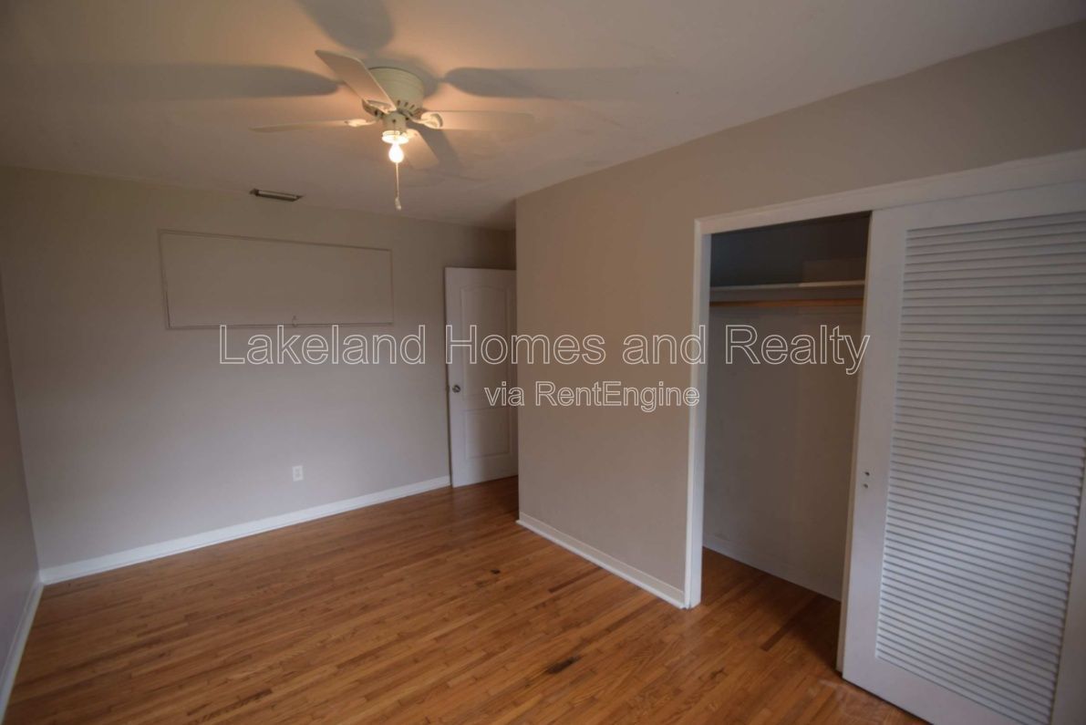 Charming 3-Bedroom Home with 1 Bath and 1335 Sq Ft of Comfort in Lake Wales! property image