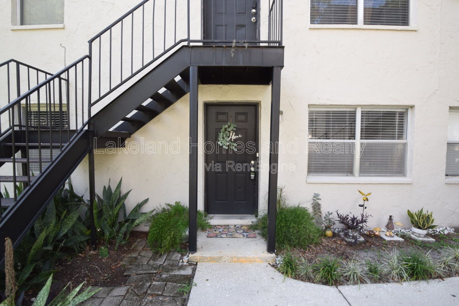 Charming 2-Bed Retreat in Lakeland – A Cozy Home Awaits! property image