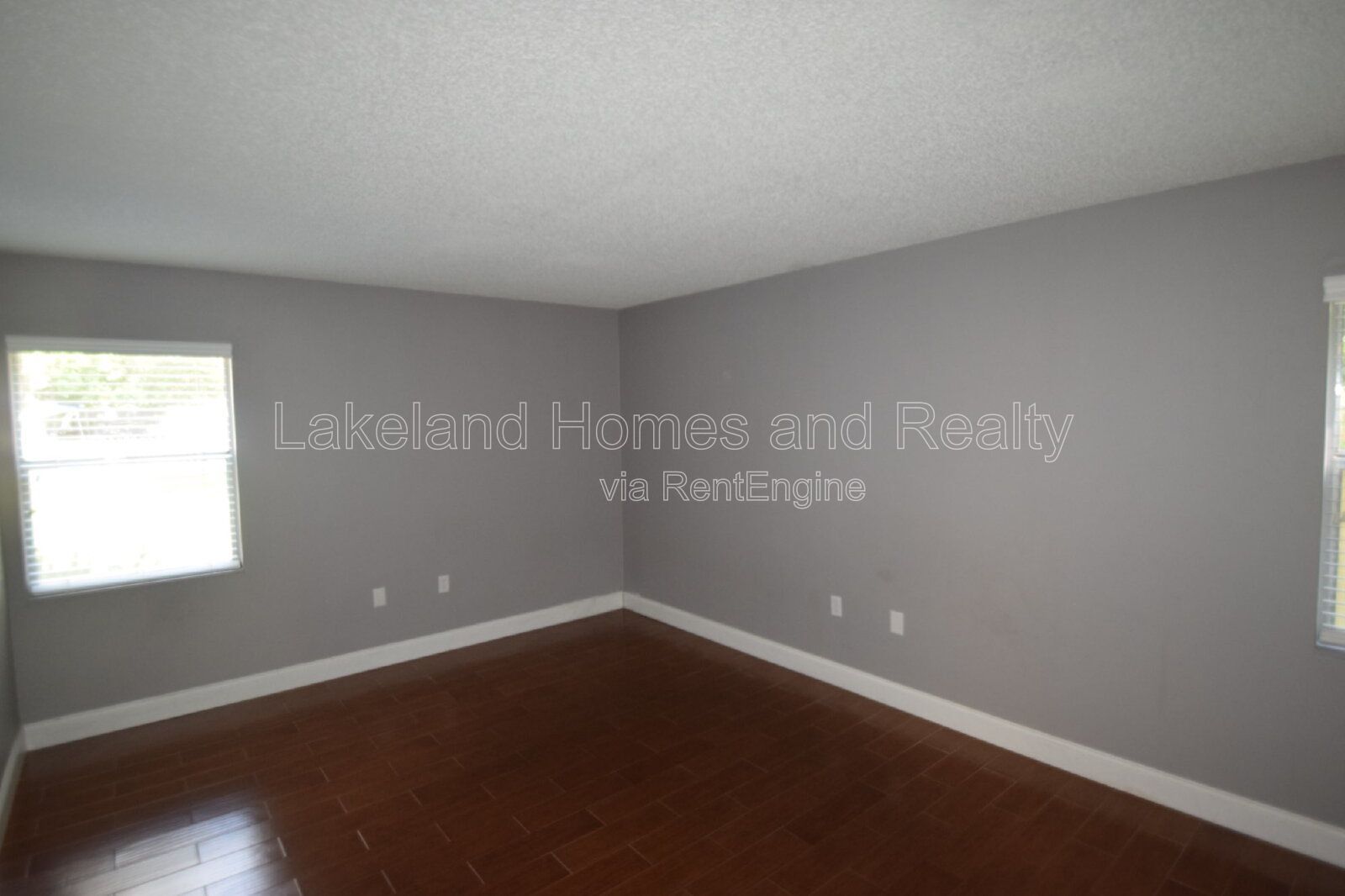 Charming 2-Bed Retreat in Lakeland – A Cozy Home Awaits! property image