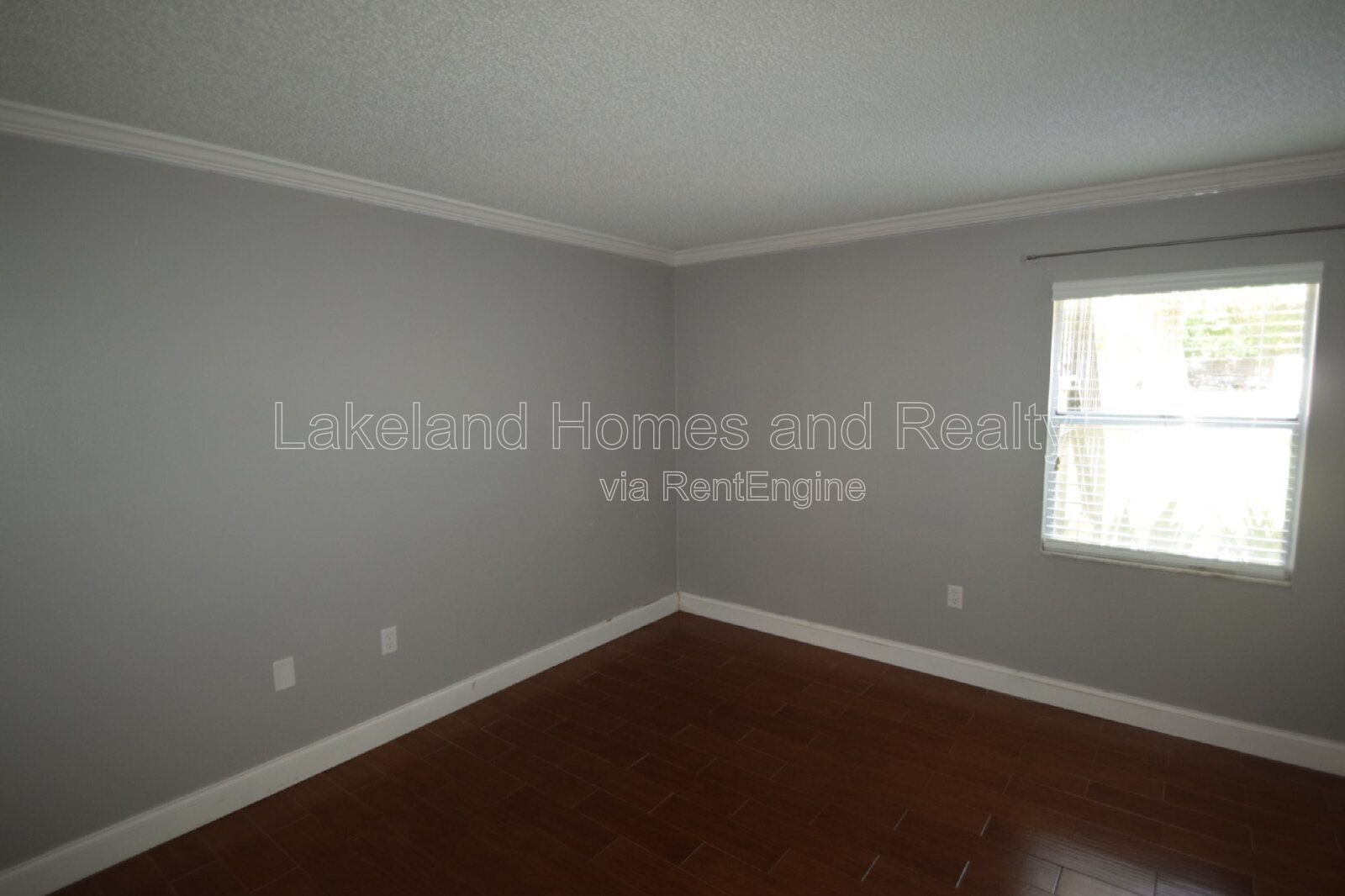 Charming 2-Bed Retreat in Lakeland – A Cozy Home Awaits! property image