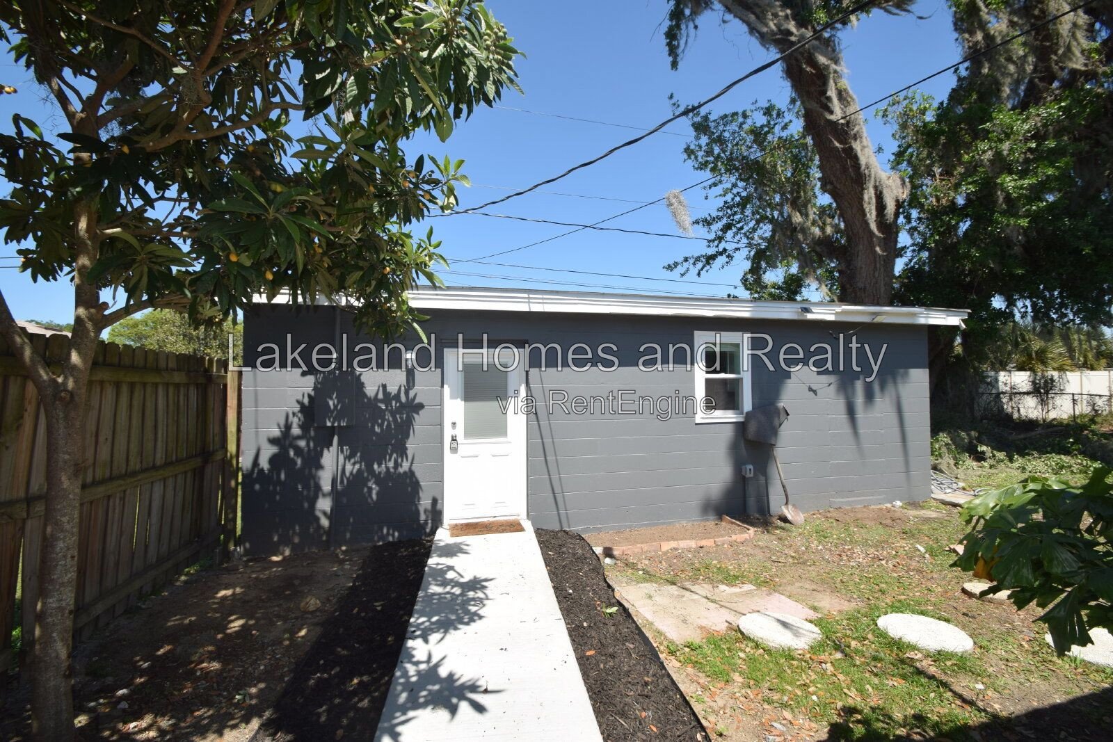 Charming 1-Bed Oasis at 527 Garden Drive North property image