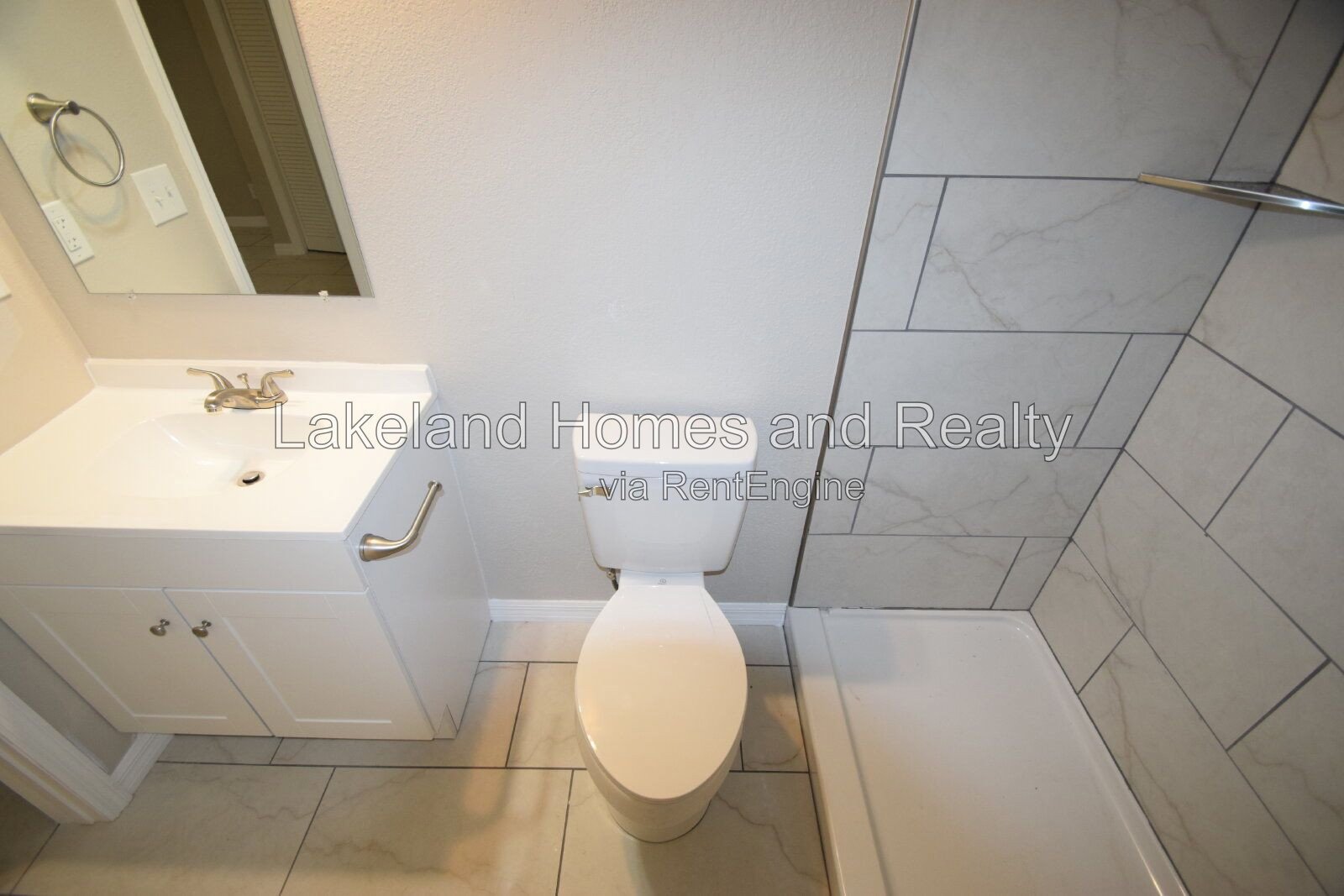Charming 1-Bed Oasis at 527 Garden Drive North property image