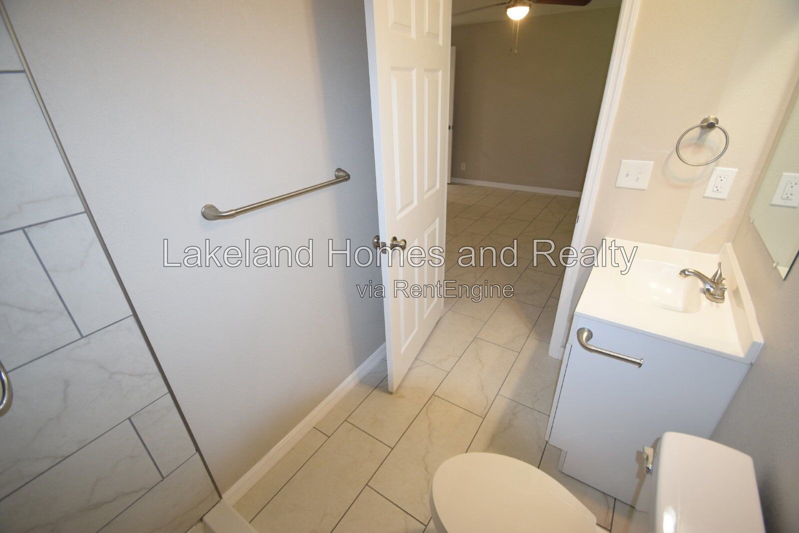 Charming 1-Bed Oasis at 527 Garden Drive North property image