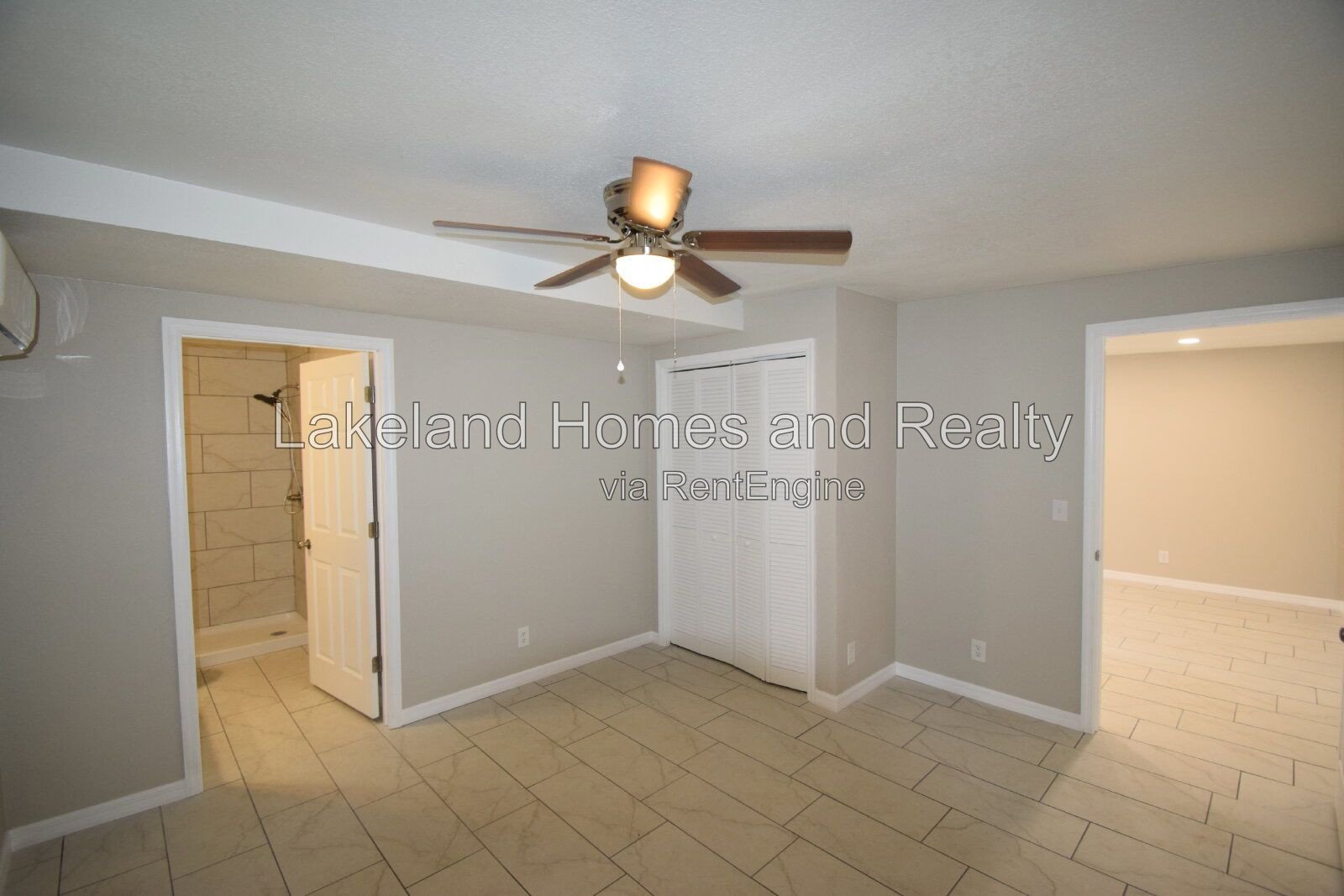Charming 1-Bed Oasis at 527 Garden Drive North property image