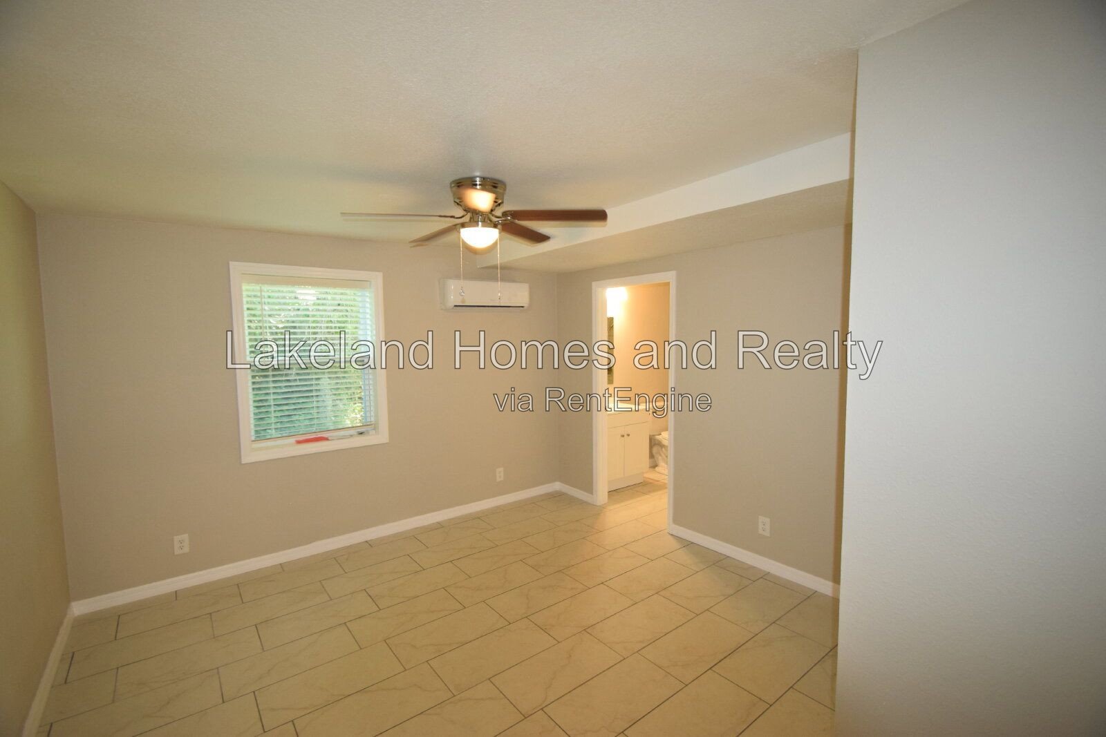 Charming 1-Bed Oasis at 527 Garden Drive North property image