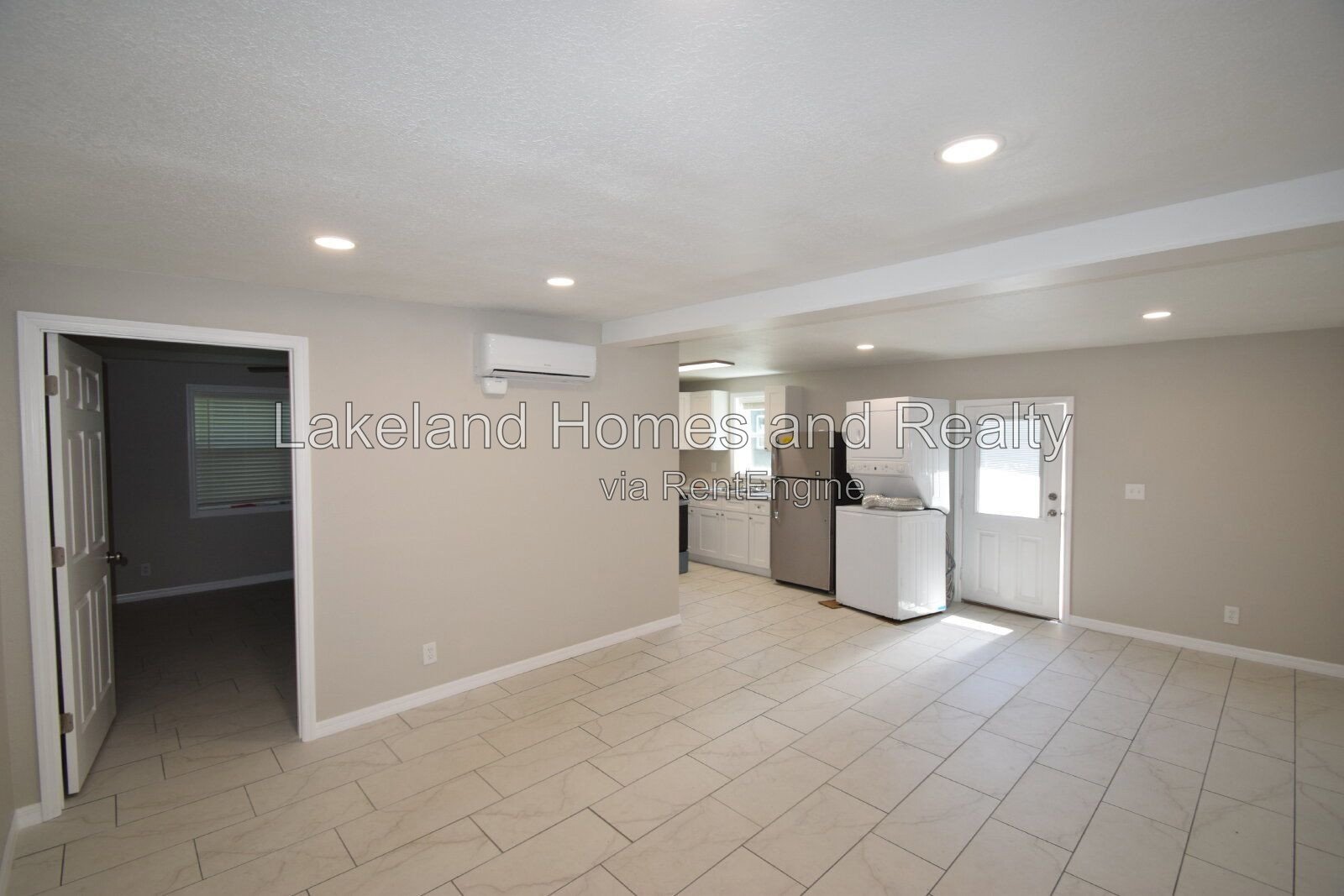 Charming 1-Bed Oasis at 527 Garden Drive North property image