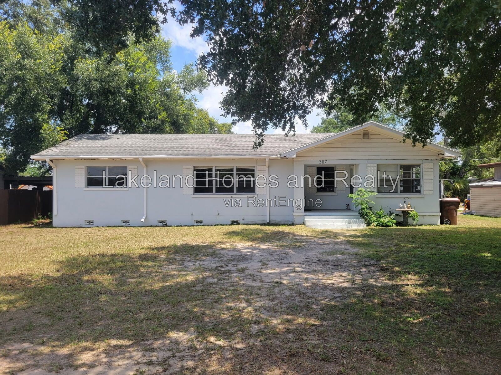 Charming 3-Bedroom Home with 1 Bath and 1335 Sq Ft of Comfort in Lake Wales! property image