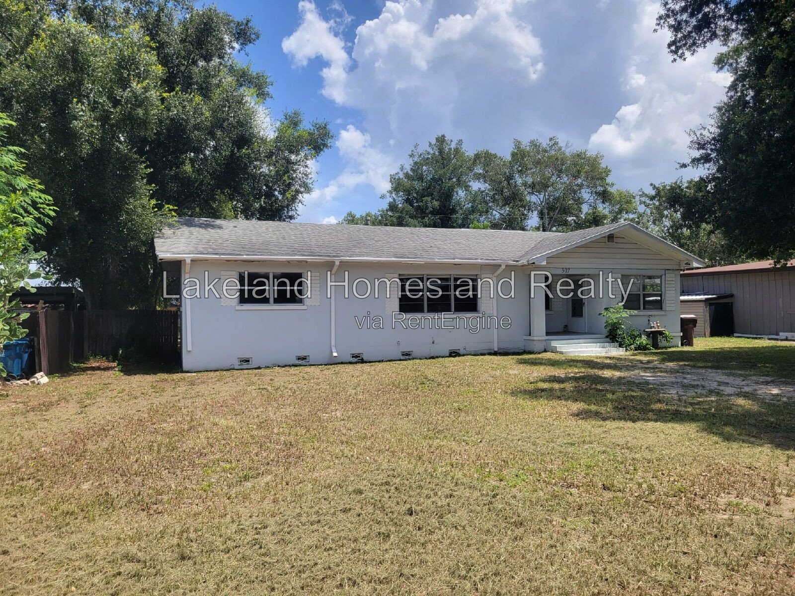 Charming 3-Bedroom Home with 1 Bath and 1335 Sq Ft of Comfort in Lake Wales! property image