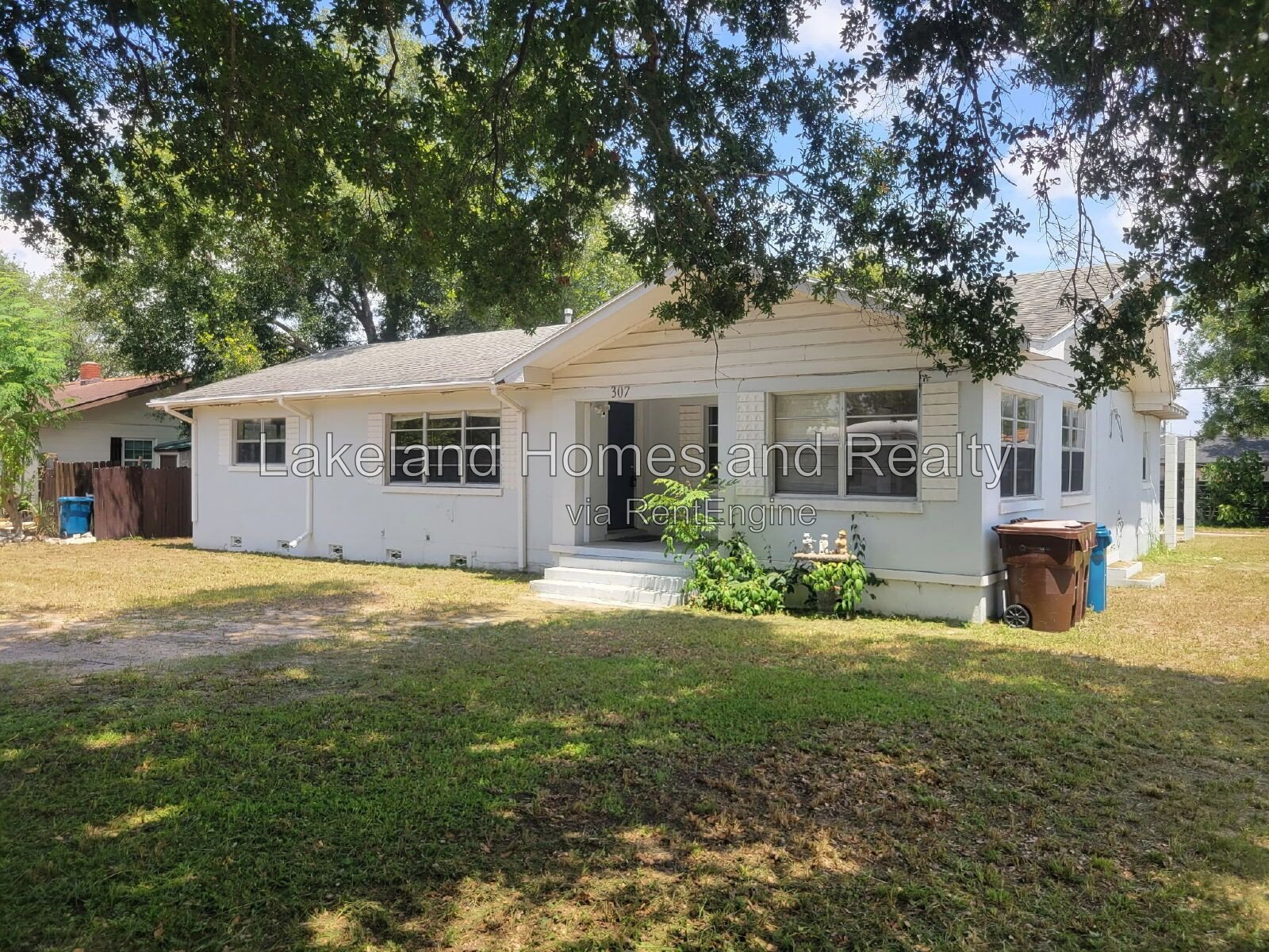 Charming 3-Bedroom Home with 1 Bath and 1335 Sq Ft of Comfort in Lake Wales! property image