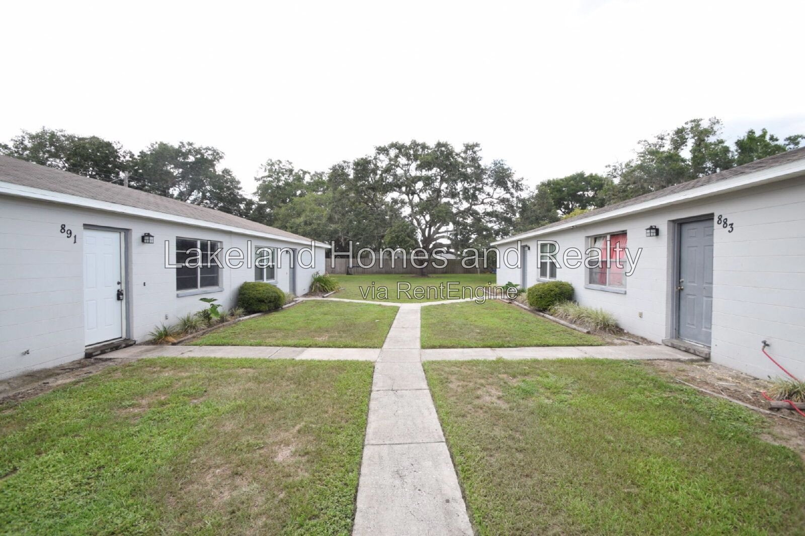 Charming 2-Bed Haven in Lakeland – Cozy, Convenient, and Ready for You property image