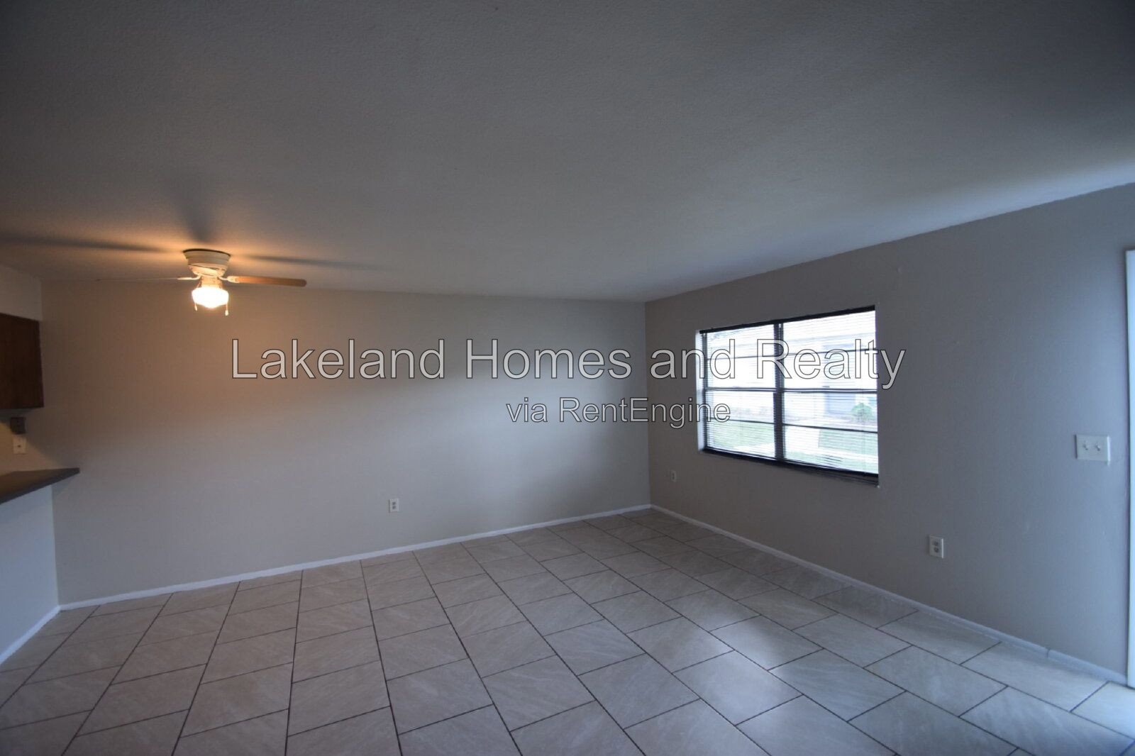 Charming 2-Bed Haven in Lakeland – Cozy, Convenient, and Ready for You property image