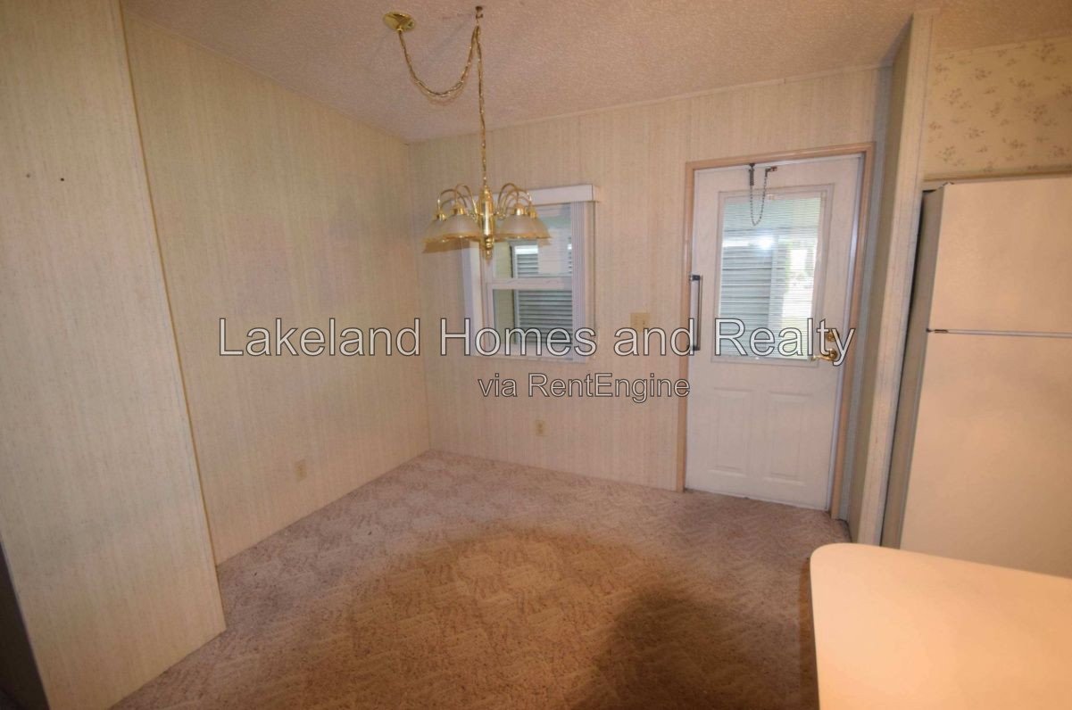 Charming 2-Bed, 2-Bath Home on Fox Hill Drive property image