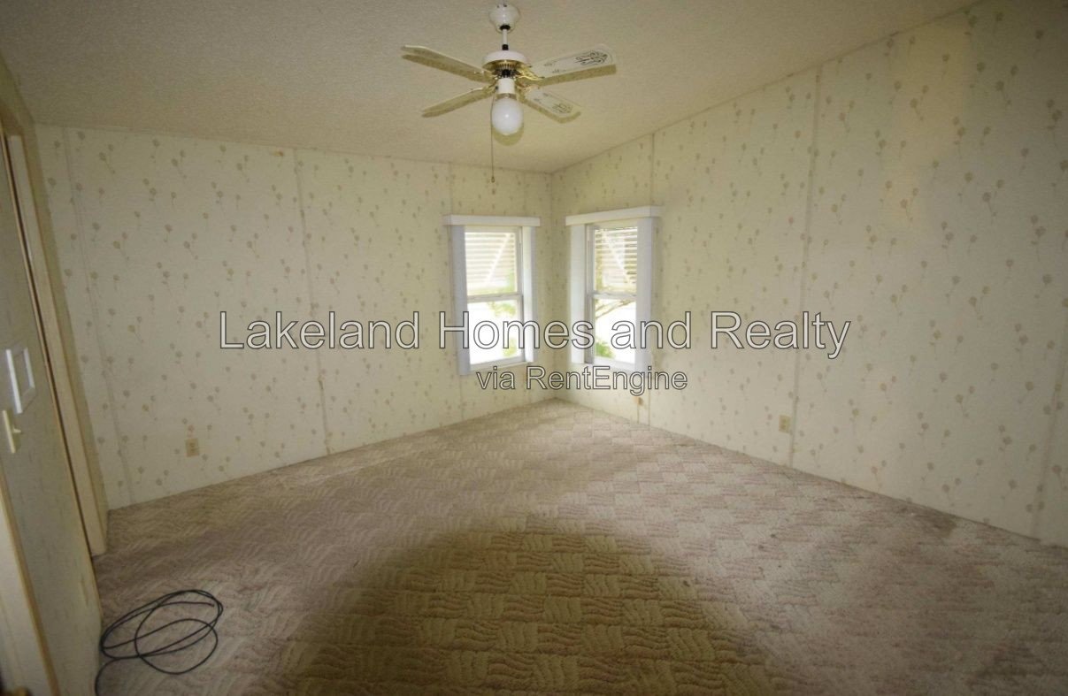 Charming 2-Bed, 2-Bath Home on Fox Hill Drive property image