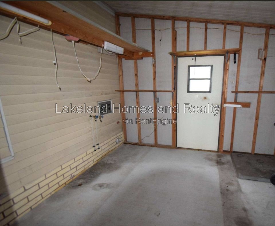 Charming 2-Bed, 2-Bath Home on Fox Hill Drive property image
