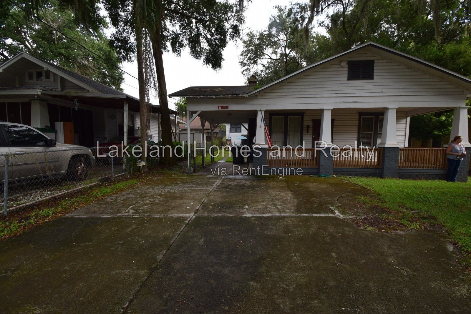Cozy 1-Bed Home Awaits at 906 1/2 Vistabula St! property image