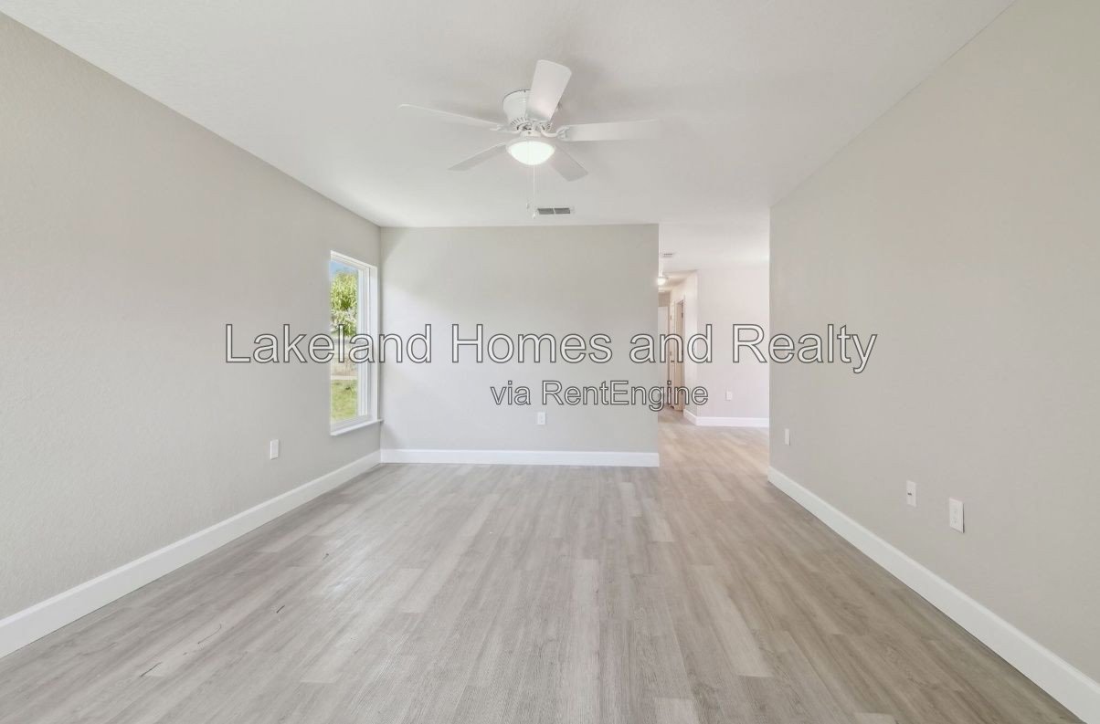 Like-New 3 Bed, 2 Bath Home in Lakeland – Built in 2024, Lawn Care Included! property image