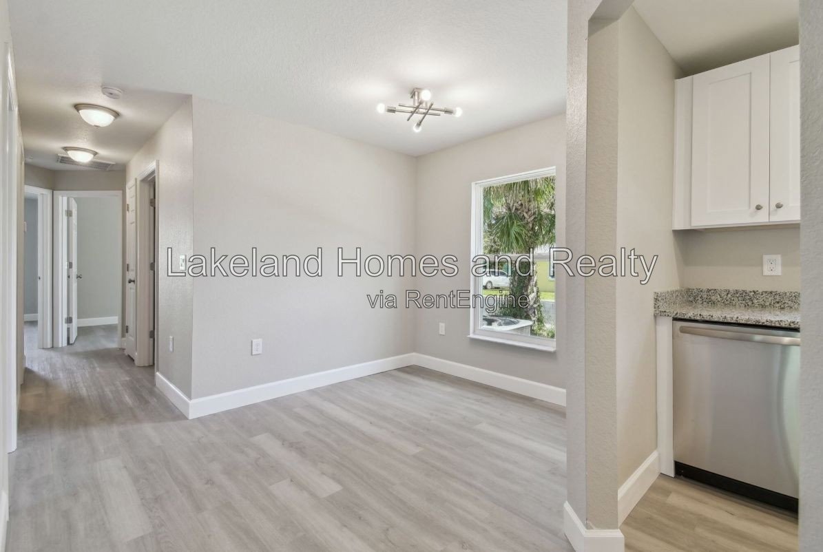 Like-New 3 Bed, 2 Bath Home in Lakeland – Built in 2024, Lawn Care Included! property image