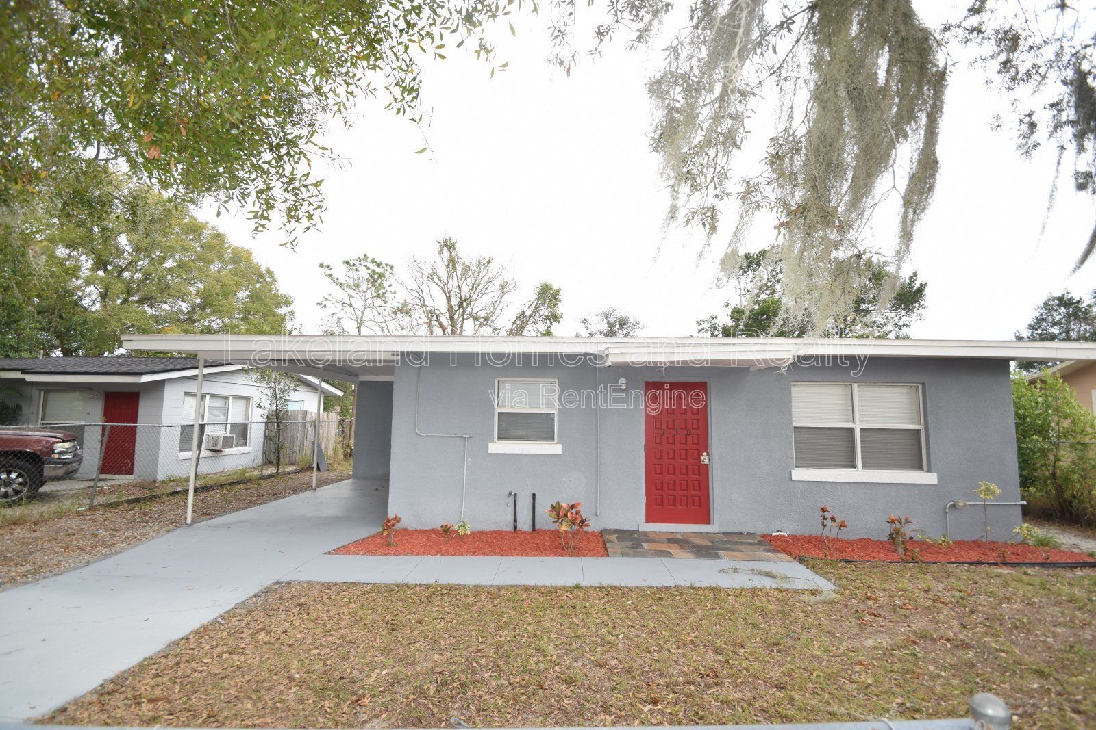 Charming 2-Bedroom Home in Winter Haven – Cozy, Convenient, and Affordable! property image