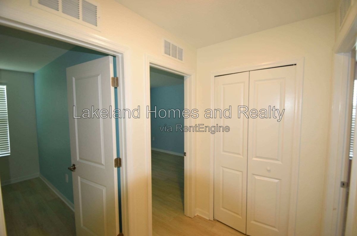 Spacious 5-Bedroom Retreat with 2.5 Baths in Charming Plant City! property image